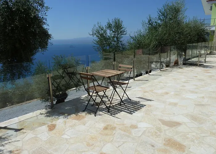 Shiraz Καλαμάτα